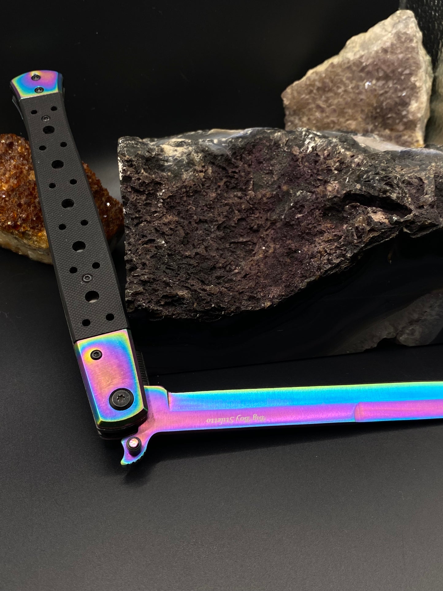 Stiletto Knife